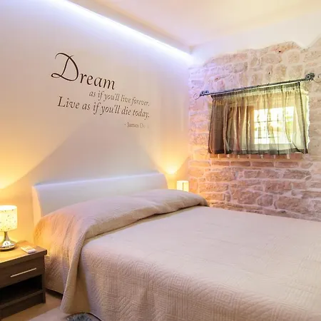 Borgo 8 Apartman *