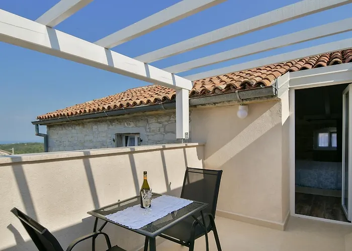 Borgo 8