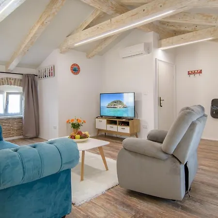 Borgo 8 Daire Tar-Vabriga