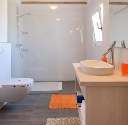 Borgo 8 * Tar-Vabriga